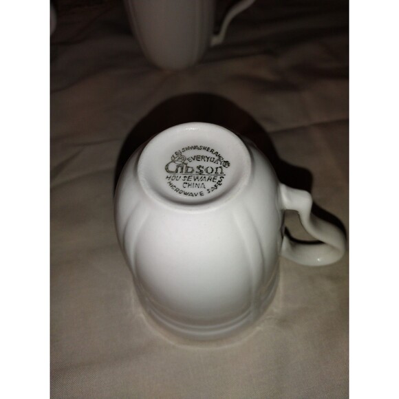 Gibson Designs LE CLAIRE White Coffee Mug Tea Cup Embossed Scalloped Set of 2 - Picture 8 of 9